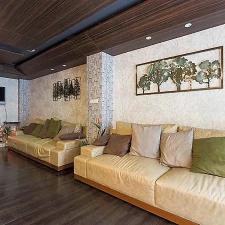 Serene Asoke Suites
